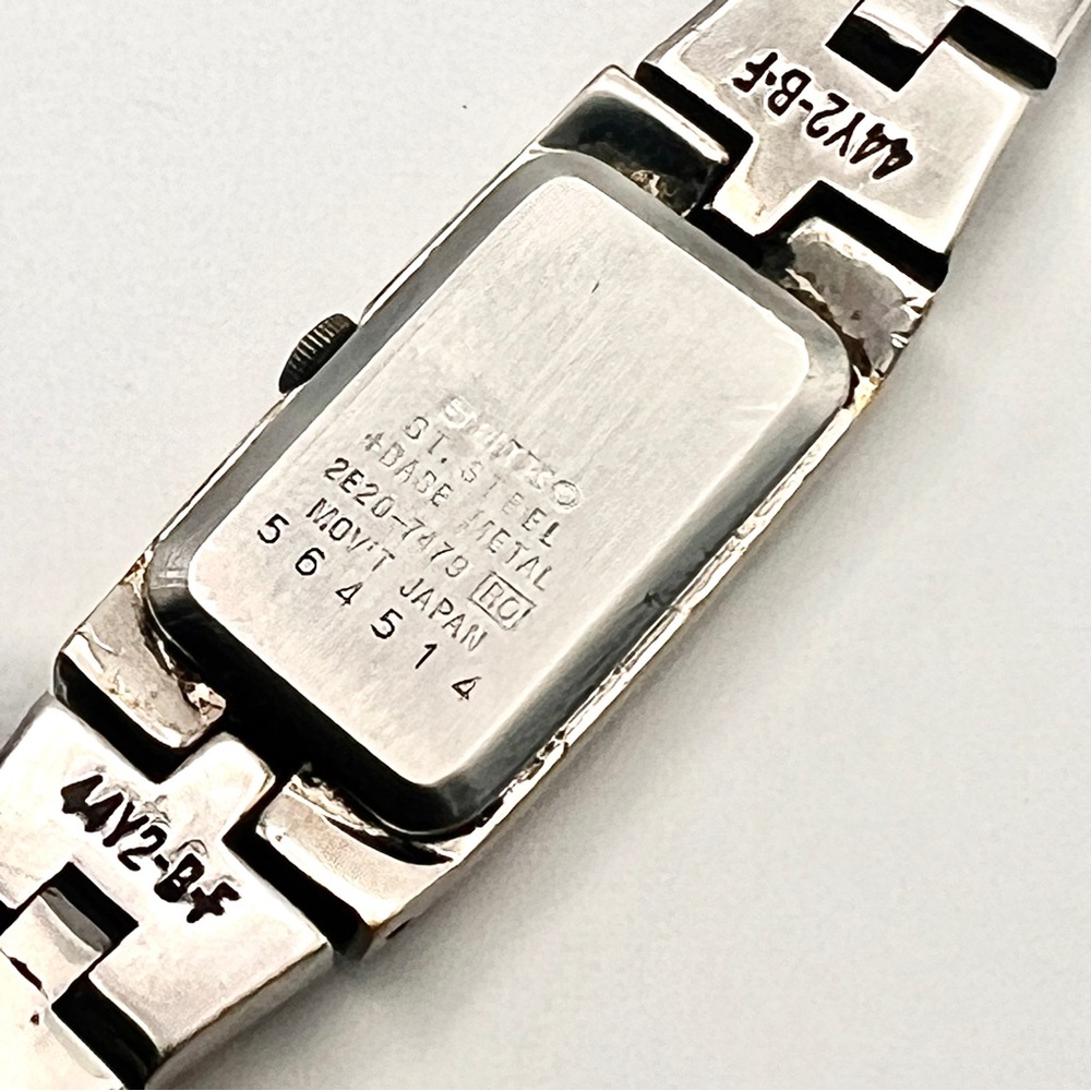 Vintage Seiko Two-Tone Skinny Rectangular Womens Watch New Battery - Picture 9 of 12